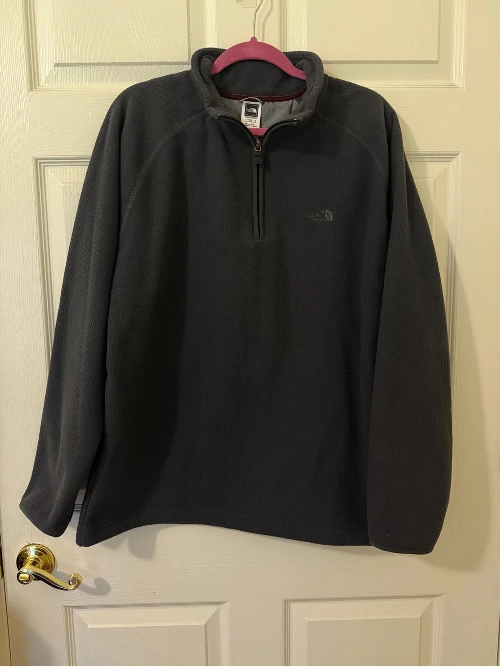 The North Face Mens Waffle Grid Fleece Quarter Zip Pullover Charcoal Gray L